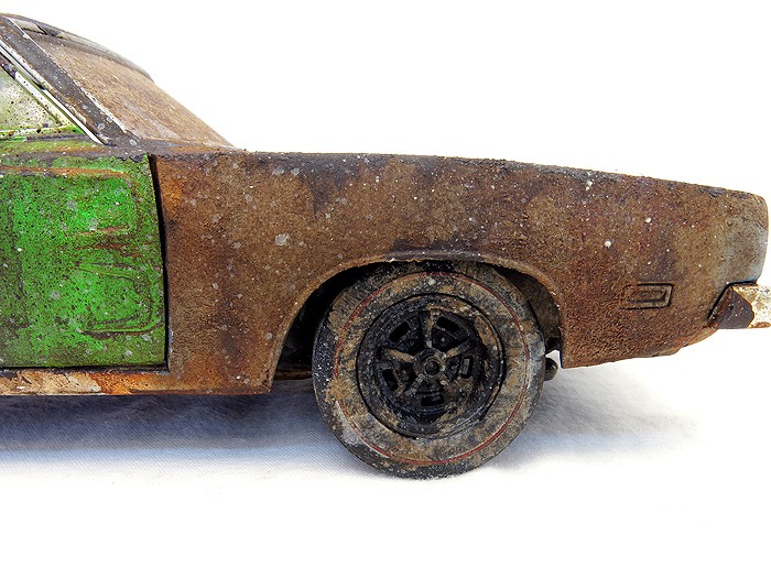Charger3SS28