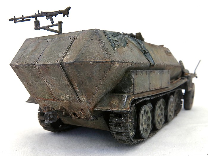 Hanomag1v2Rear04SS