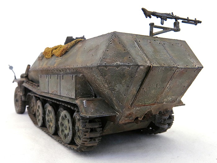 Hanomag1v2Rear05SS