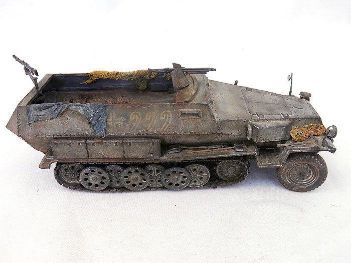 Hanomag1v2TopSide01SS