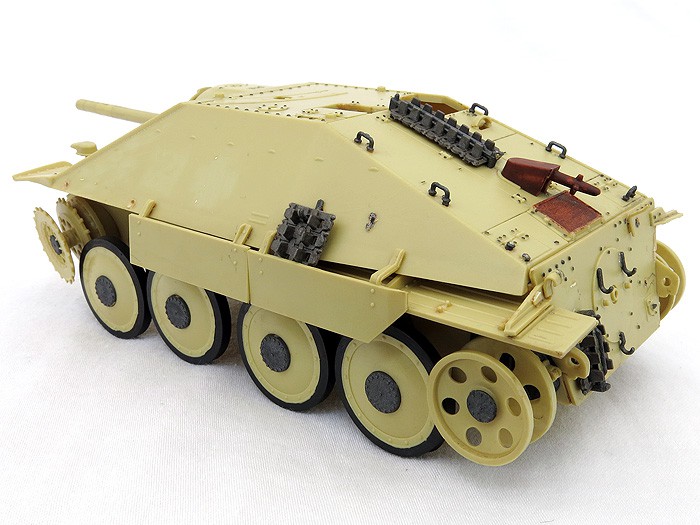 ItaleriHetzerB4v2Rear02SS