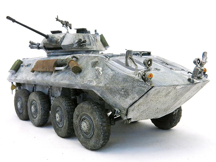 LAV25PiranhaPntFrt04SS