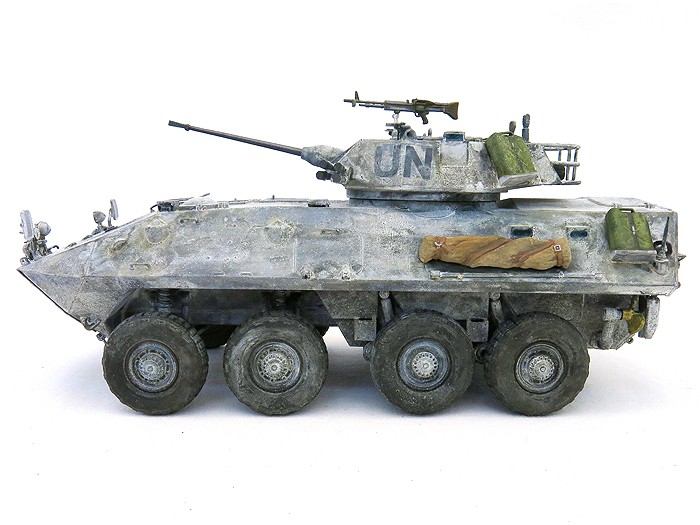 LAV25PiranhaPntSide02SS