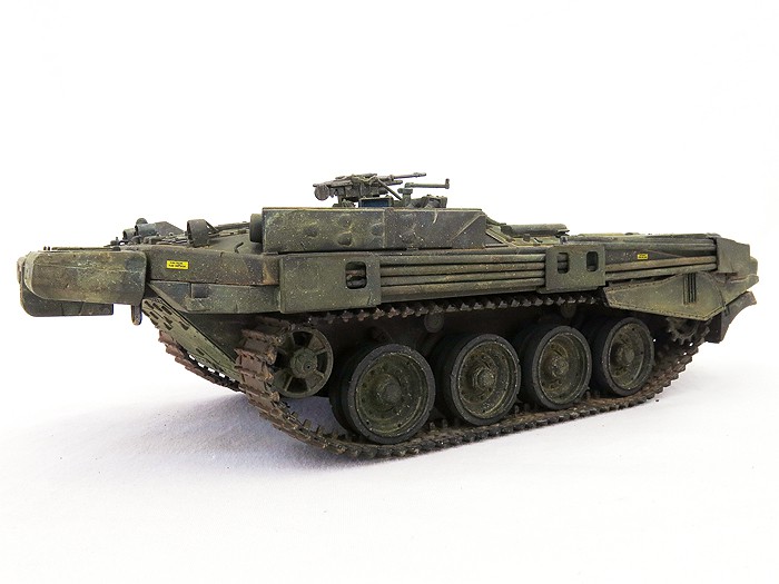 S-TankPntrear01SS