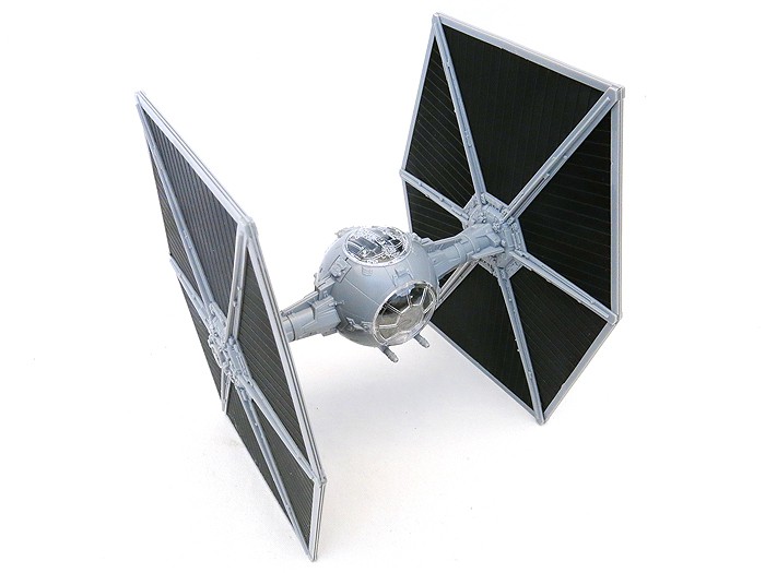 TIEFighterBldTopFrt01SS